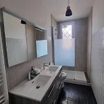 Large Family House 300m From The Nyaraló *