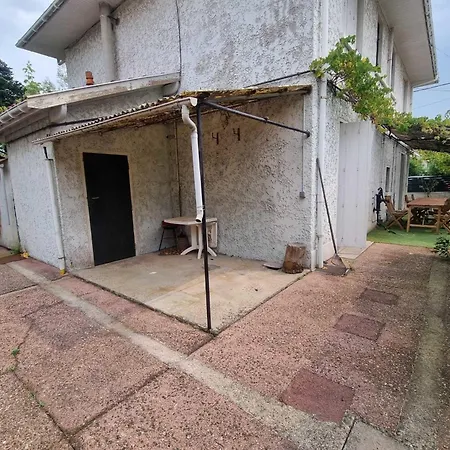 펜션 Large Family House 300m From The *